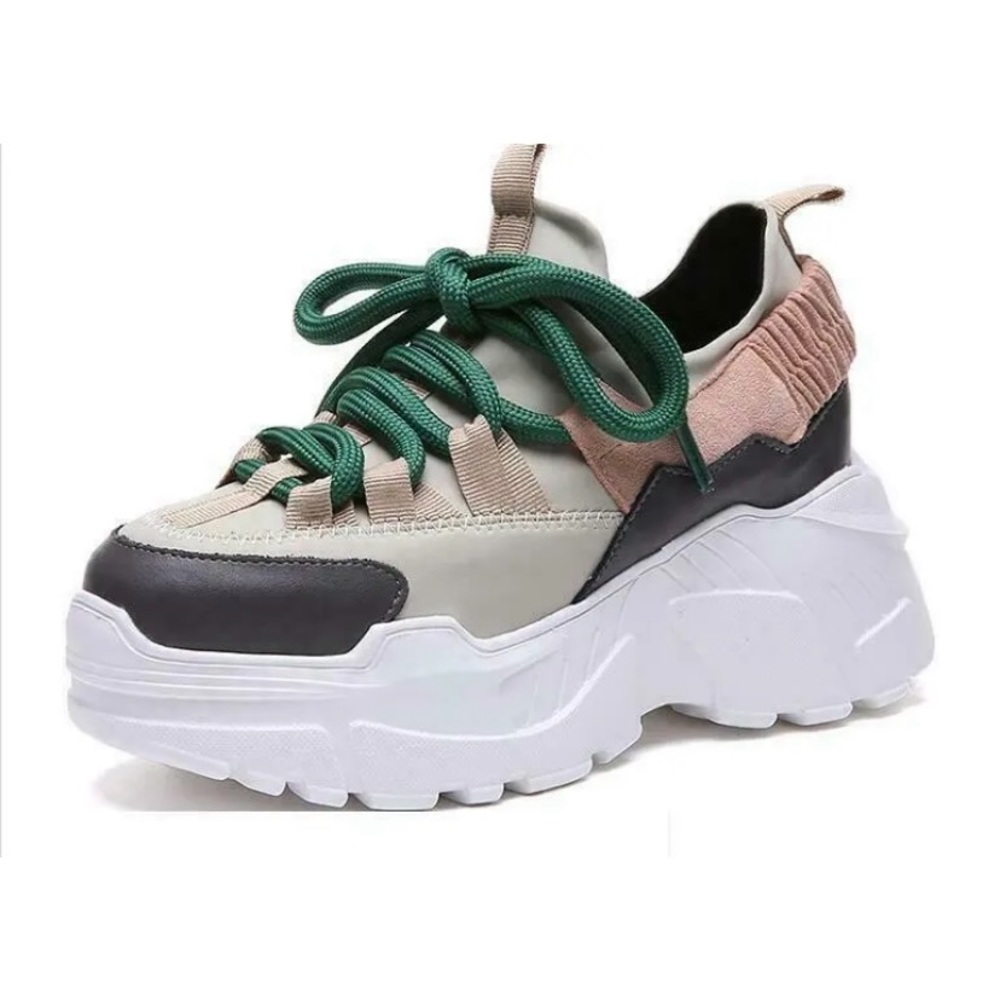 Women’s Sneaker